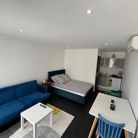 Bleu, Cocon Romantique A Obernai, Entree Independante Apartment